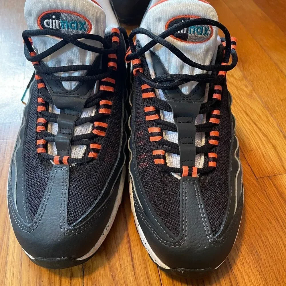 NIKE | air max 95 black aquamarine turf orange color way YOUTH 5.5